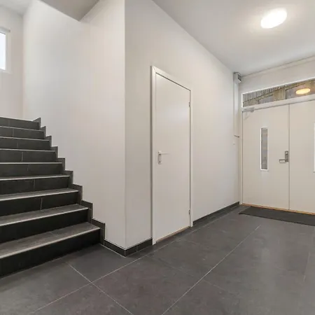 شقة Ideal For Companies! Newly Renovated And Furnished In Centrum